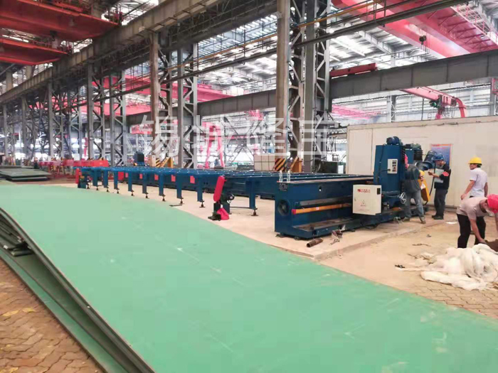 直角銑邊機(jī)使用現(xiàn)場(chǎng)2